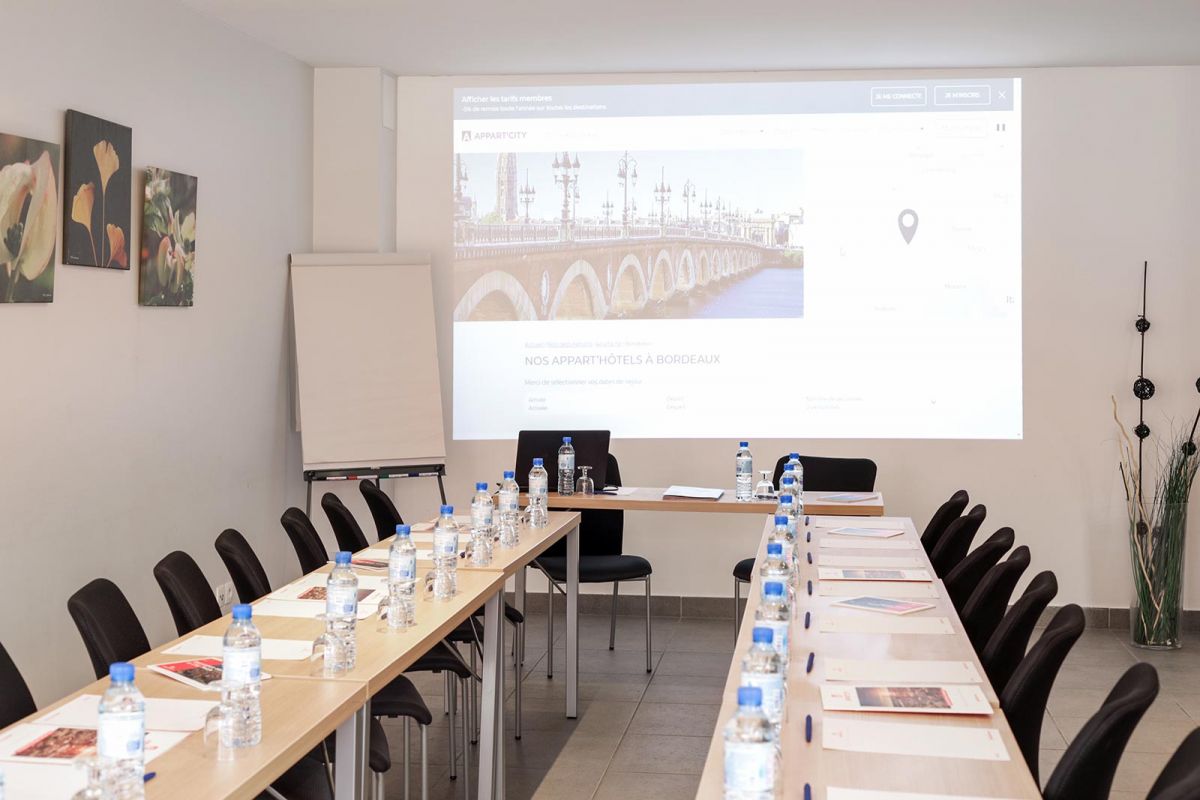 Salle SALLE 32M2