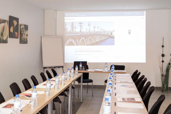 Salle SALLE 40M2